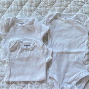 S/3 Short sleeve body suits!